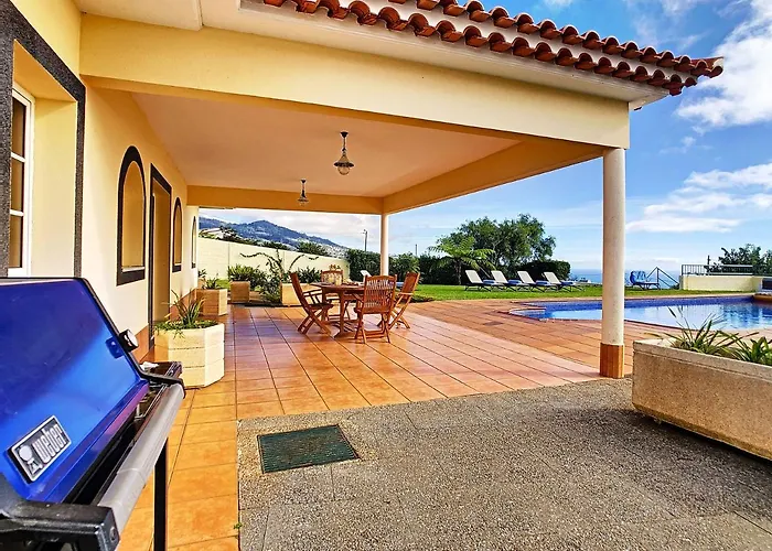 Villa Baradaye By Lovelystay